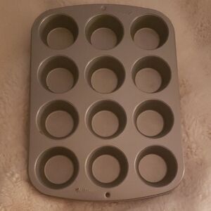 Wilton Metallic Baking Pan
